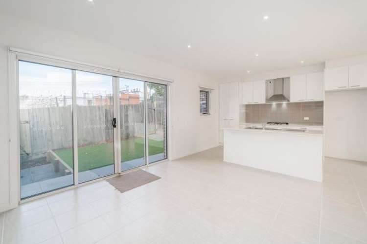 Fourth view of Homely townhouse listing, 3/53 Lyndhurst Crescent, Box Hill North VIC 3129