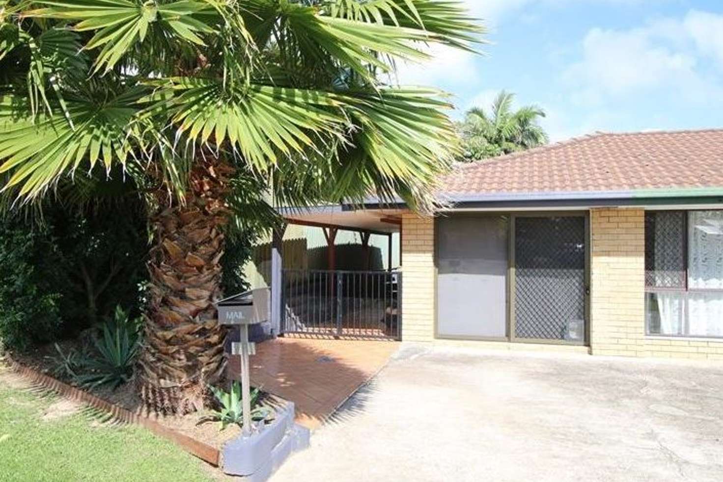 Main view of Homely semiDetached listing, 2/14 Senate Street, Labrador QLD 4215