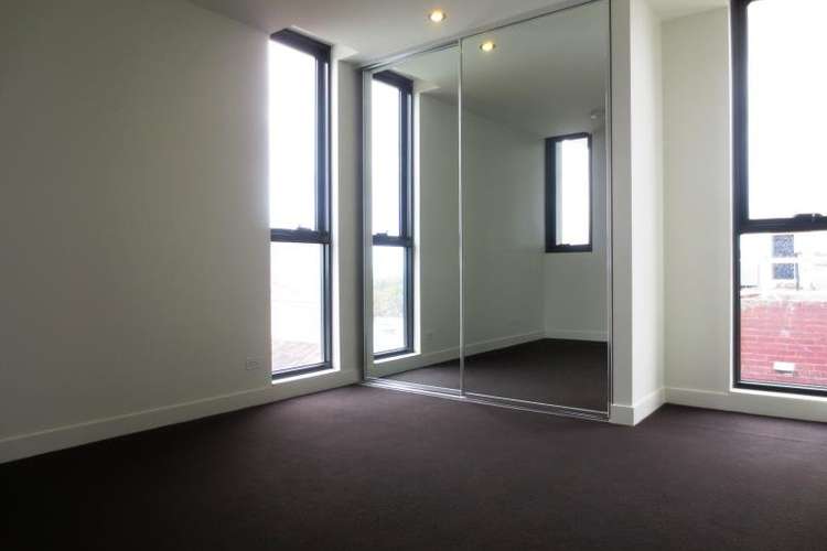 Fifth view of Homely unit listing, 424B/1-19 Colombo Street, Mitcham VIC 3132