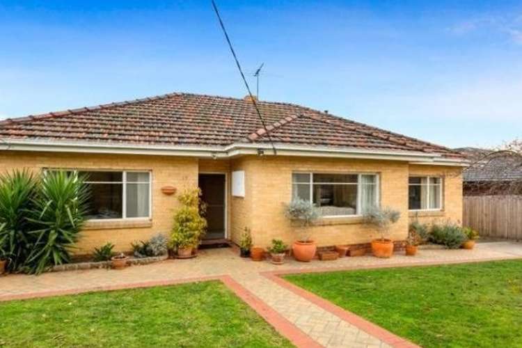 Main view of Homely house listing, 19 Dumossa Avenue, Bulleen VIC 3105