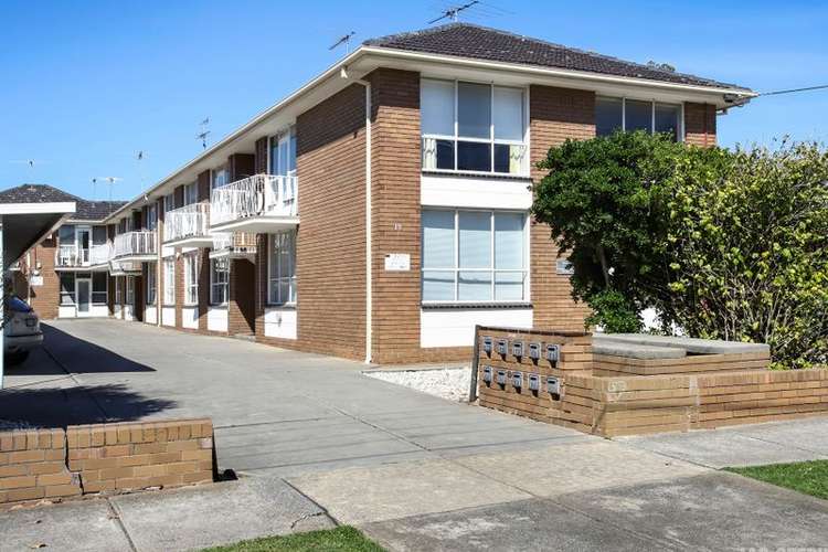 Main view of Homely unit listing, 2/15 Tongue Street, Yarraville VIC 3013
