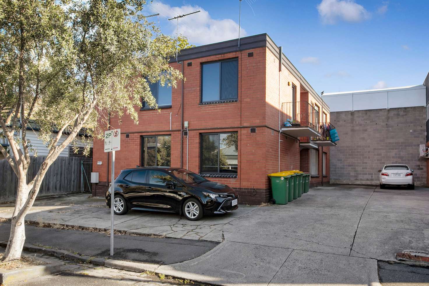 Main view of Homely unit listing, 2/68 Simpson Street, Yarraville VIC 3013