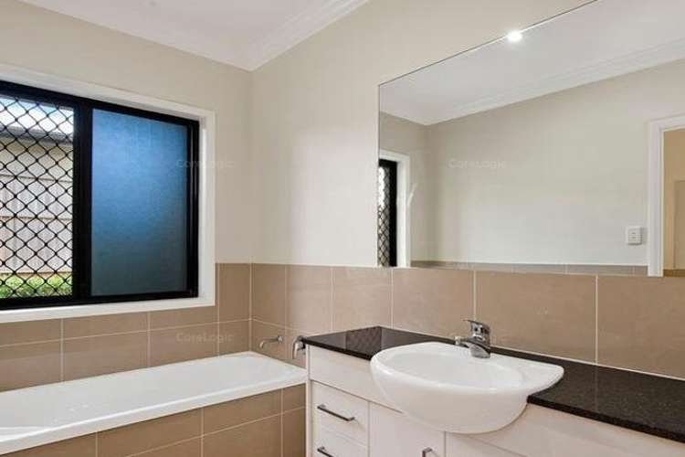 Fifth view of Homely house listing, 1 Giordano Place, Belmont QLD 4153