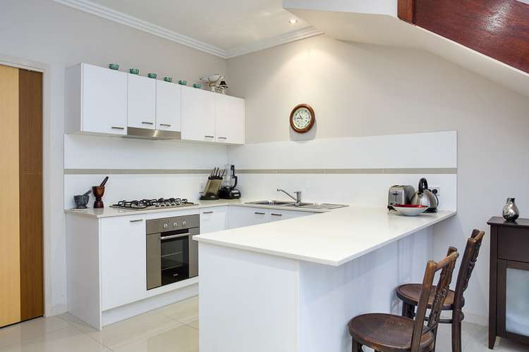 Fifth view of Homely townhouse listing, 2/381 Bennetts Road, Norman Park QLD 4170