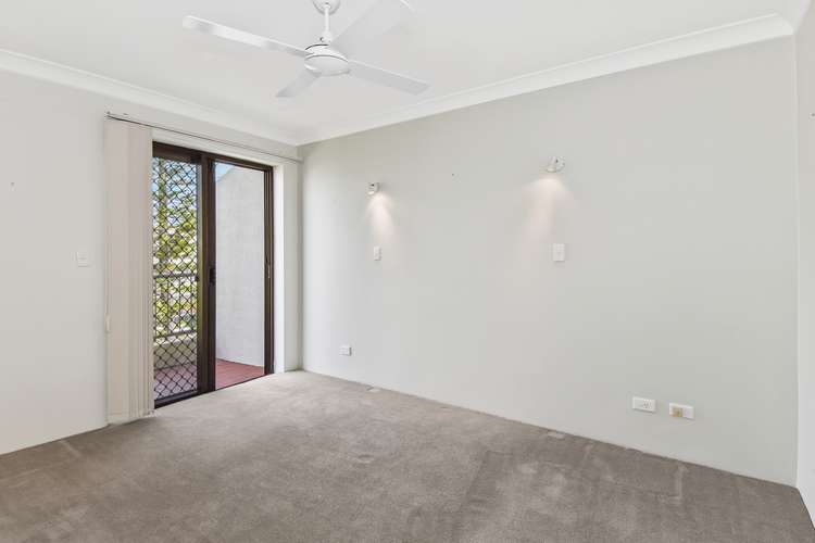 Fifth view of Homely unit listing, 18/9 Bayview Street, Runaway Bay QLD 4216