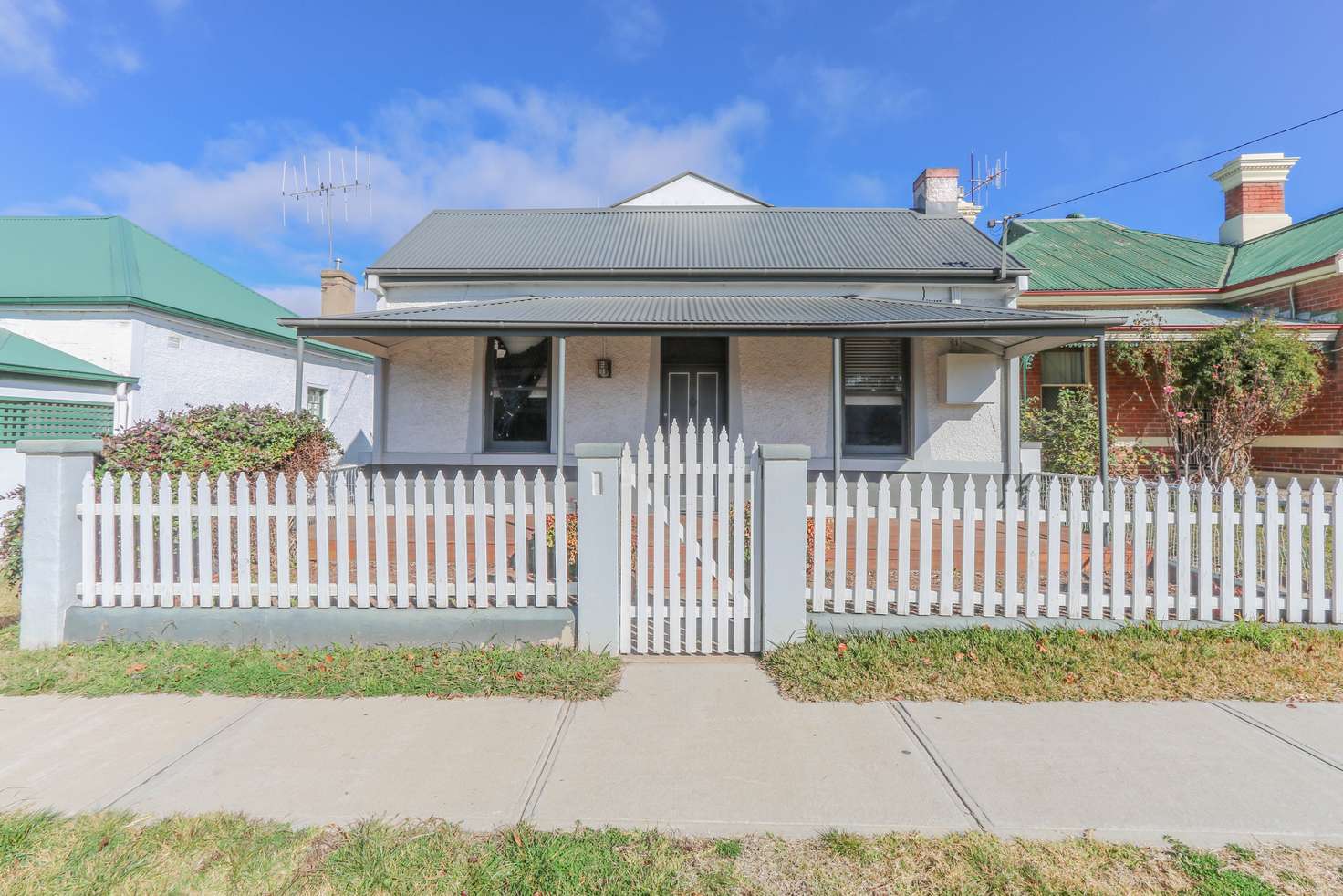 Main view of Homely house listing, 96 Piper Street, Bathurst NSW 2795