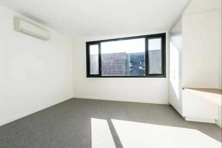 Third view of Homely townhouse listing, 15/170 Mckinnon Rd, Mckinnon VIC 3204