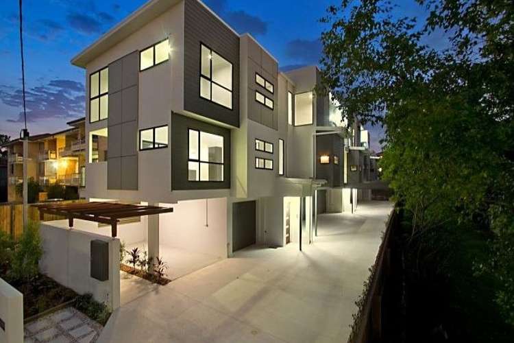 Main view of Homely townhouse listing, 2/9 Haig Street, Coorparoo QLD 4151