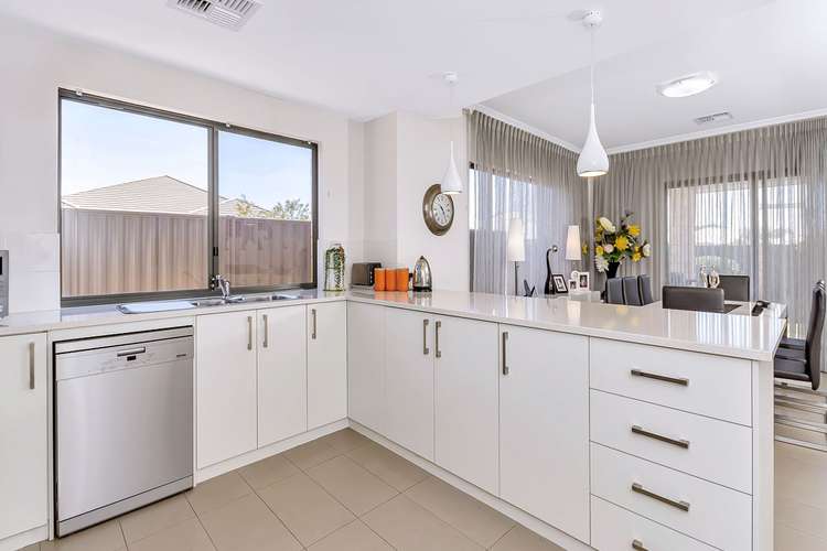 Fifth view of Homely house listing, 1/60 Pipeline Boulevard, Piara Waters WA 6112