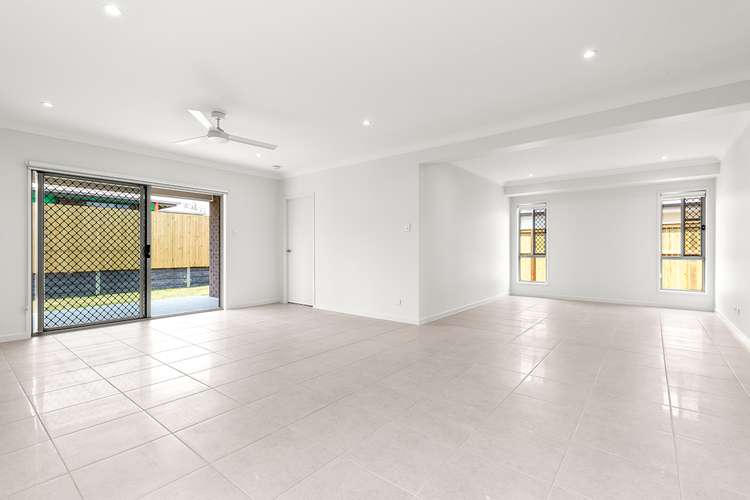 Fourth view of Homely house listing, 8 Parkside Avenue, Arundel QLD 4214