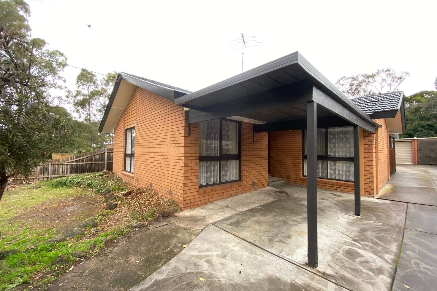 Main view of Homely unit listing, 1/15 Buckingham Crescent, Doncaster VIC 3108