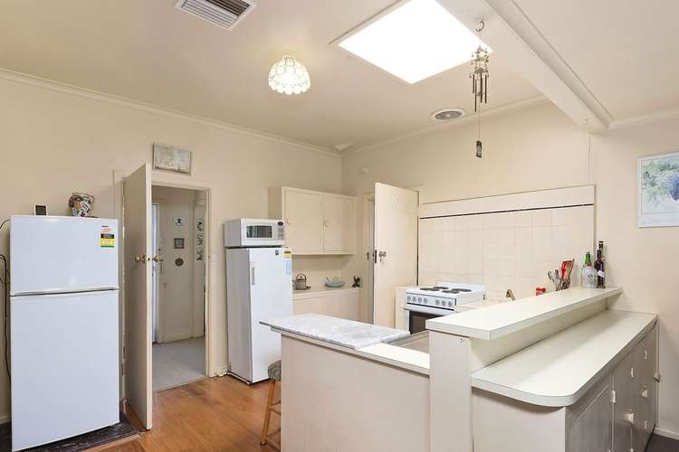 Fourth view of Homely house listing, 2 Manniche Avenue, Mont Albert North VIC 3129