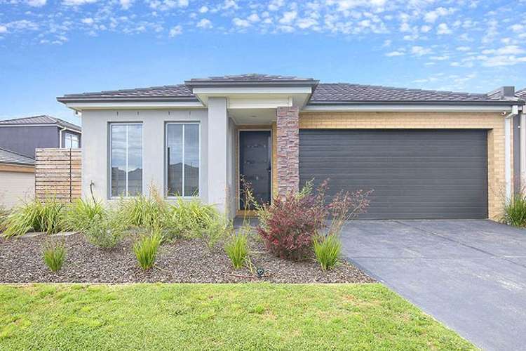 Main view of Homely house listing, 5 Denistoun Crescent, Cranbourne VIC 3977