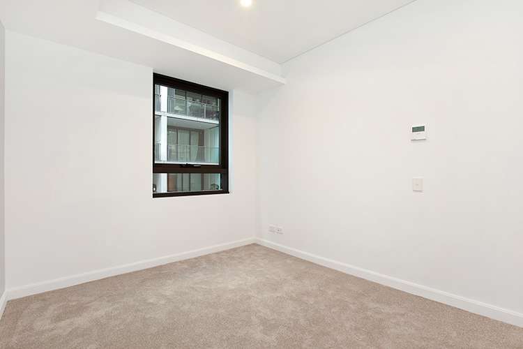 Fourth view of Homely apartment listing, Level 11/229 Miller Street, North Sydney NSW 2060