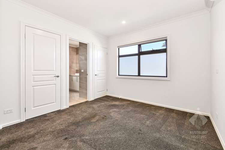 Fifth view of Homely townhouse listing, 4/27 Newbigin St, Burwood VIC 3125