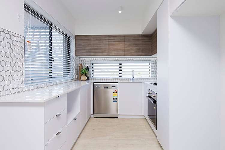Third view of Homely apartment listing, 24/58 Ludwick Street, Cannon Hill QLD 4170