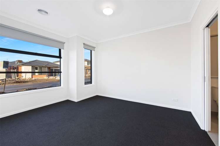 Fifth view of Homely house listing, 4 Nicastro Avenue, Wollert VIC 3750