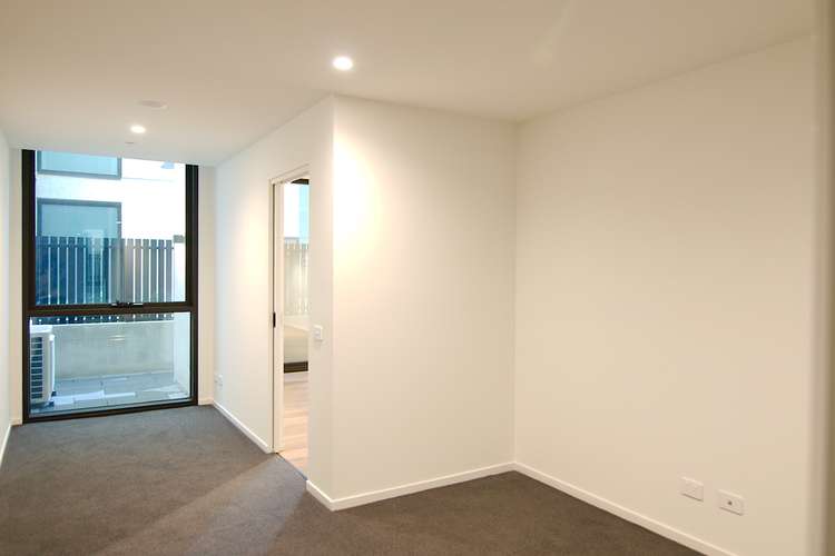 Fifth view of Homely apartment listing, 10/121 Rosslyn Street, West Melbourne VIC 3003