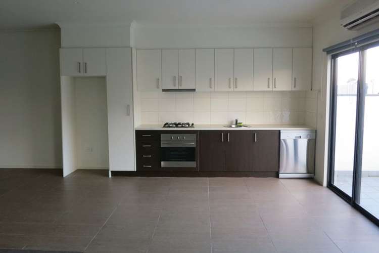 Main view of Homely townhouse listing, 4/960 Plenty Road, South Morang VIC 3752