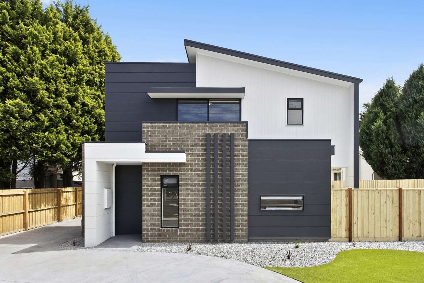 Main view of Homely townhouse listing, 1/401 Shannon Avenue, Newtown VIC 3220