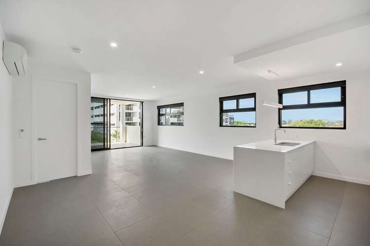 Third view of Homely apartment listing, 501/31 Mascar St, Upper Mount Gravatt QLD 4122