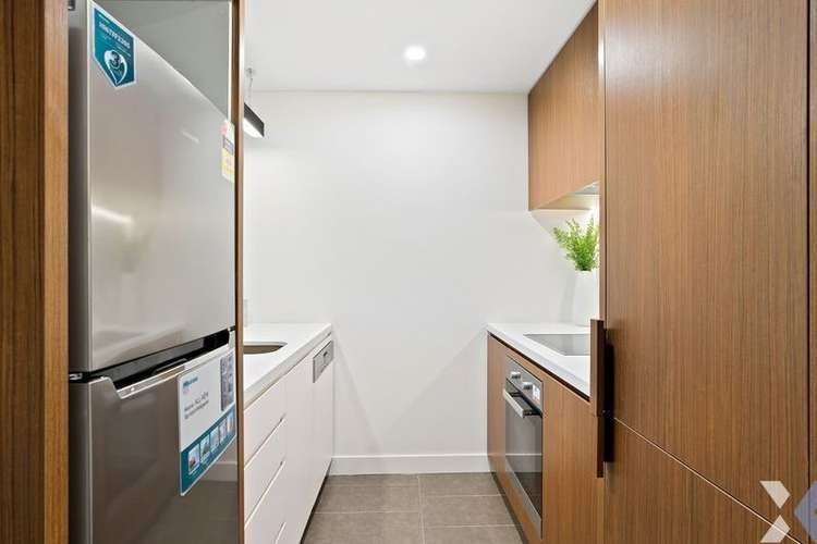 Fifth view of Homely apartment listing, 702/555 St Kilda Road, Melbourne VIC 3004