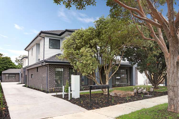 Main view of Homely townhouse listing, 1/25 Clyde Street, Newport VIC 3015