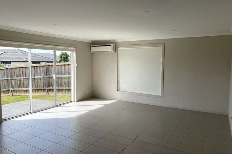 Fifth view of Homely house listing, 114 Crossway Avenue, Tarneit VIC 3029