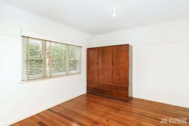 Fifth view of Homely house listing, 5 Isla Street, Sunshine North VIC 3020