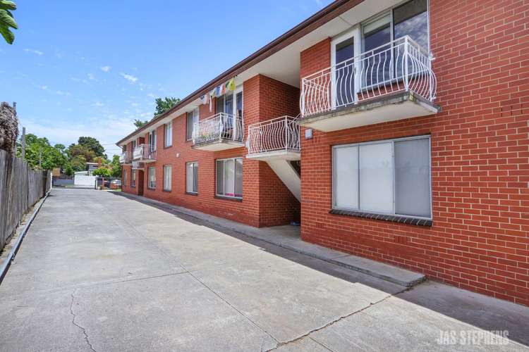Second view of Homely unit listing, 8/32 Hobbs Street, Seddon VIC 3011