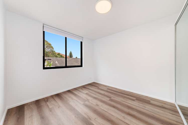 Fourth view of Homely apartment listing, 10/18 Francis Street, Bondi Beach NSW 2026