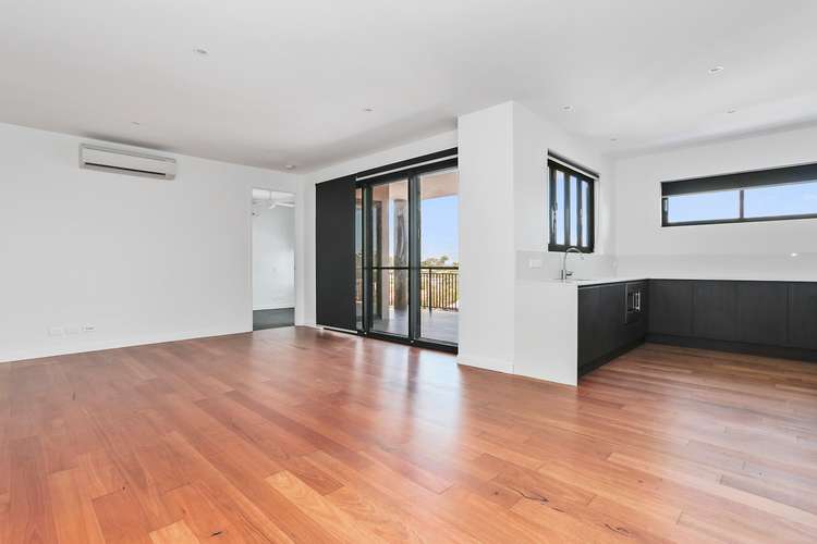 Fourth view of Homely apartment listing, 601/131-135 Clarence Road, Indooroopilly QLD 4068