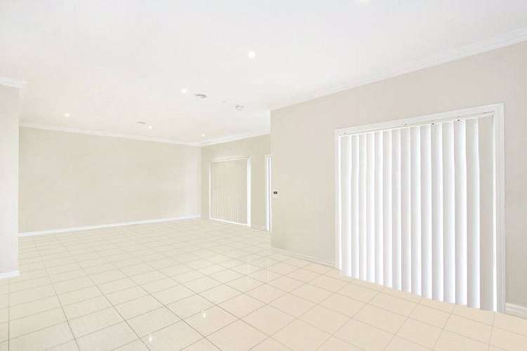 Third view of Homely unit listing, 2/10 Woonah Street, Chadstone VIC 3148