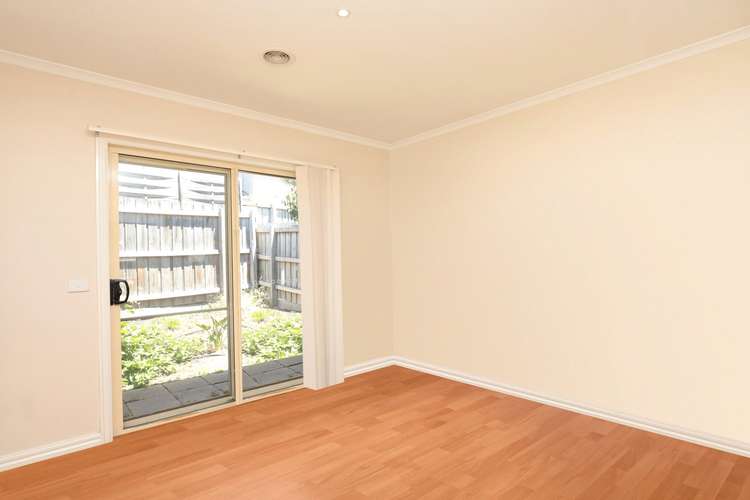 Fifth view of Homely unit listing, 2/10 Woonah Street, Chadstone VIC 3148