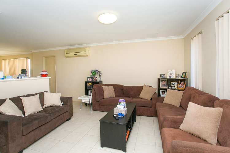 Seventh view of Homely house listing, 12 Jedburgh Loop, Sinagra WA 6065