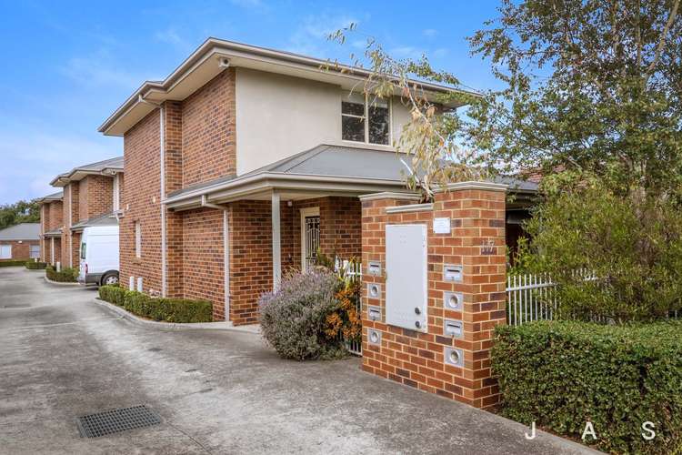 Main view of Homely townhouse listing, 1/117 Essex Street, West Footscray VIC 3012