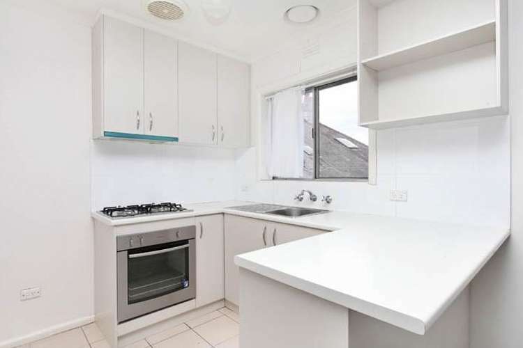 Main view of Homely apartment listing, 5/10 Loeman Street, Essendon VIC 3040
