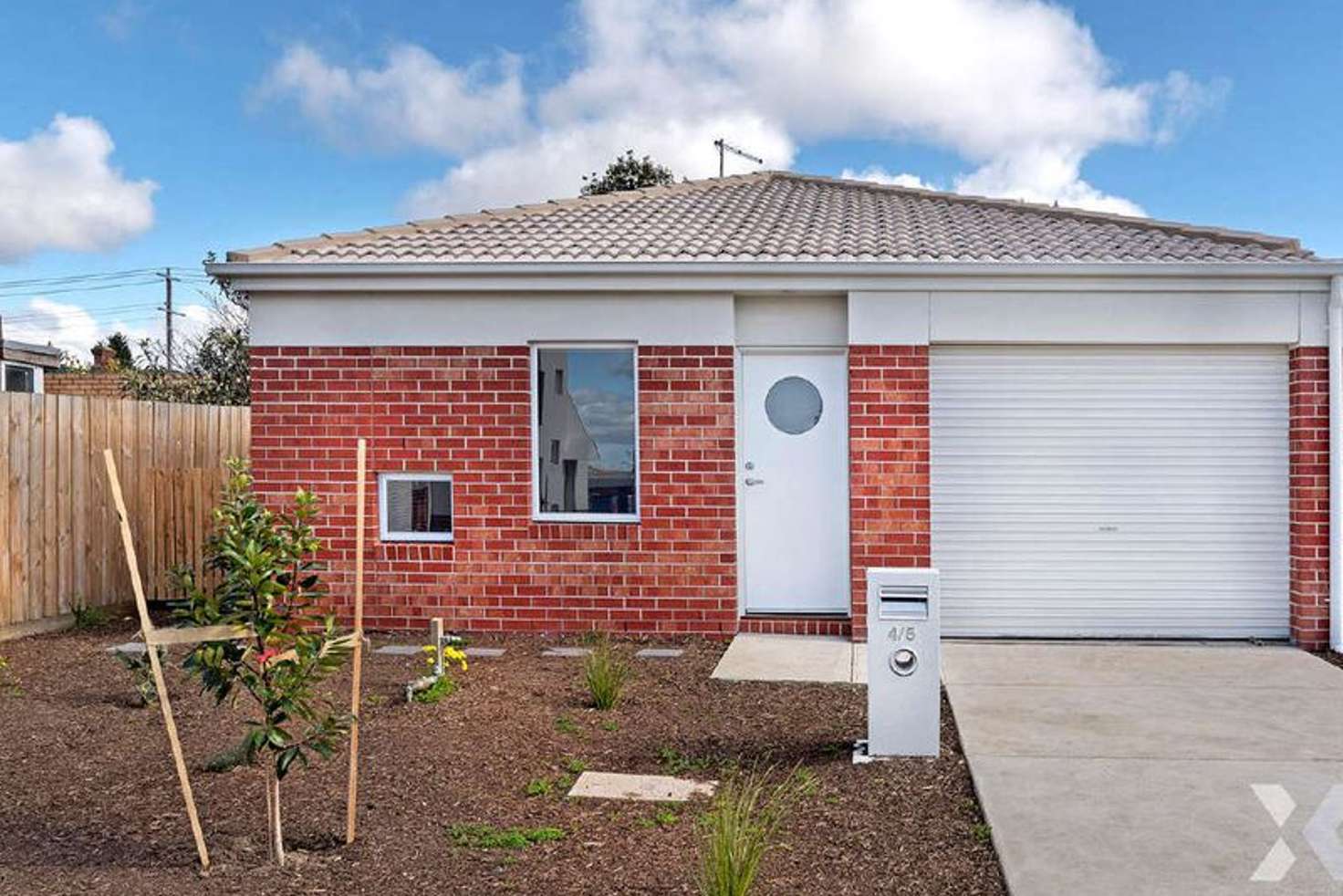 Main view of Homely townhouse listing, 4/5-13 Oxford Street, Whittington VIC 3219