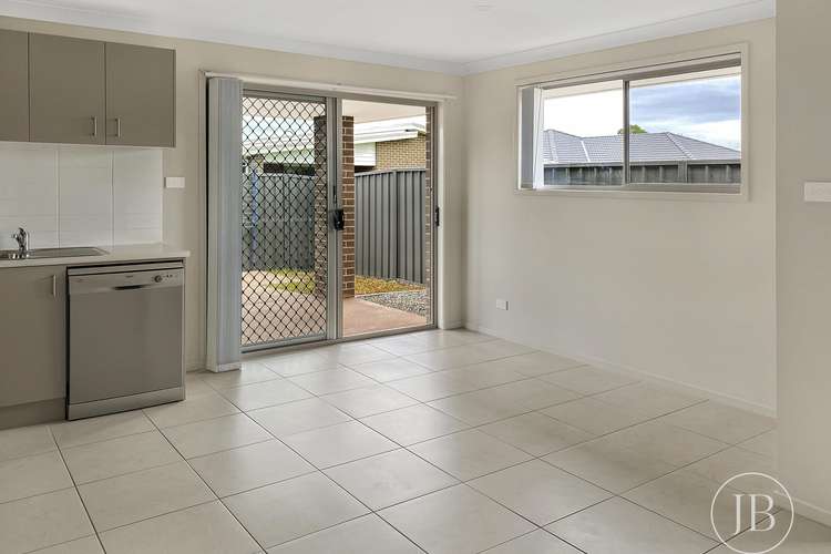 Second view of Homely semiDetached listing, 2/33 Undercliff Street, Cliftleigh NSW 2321