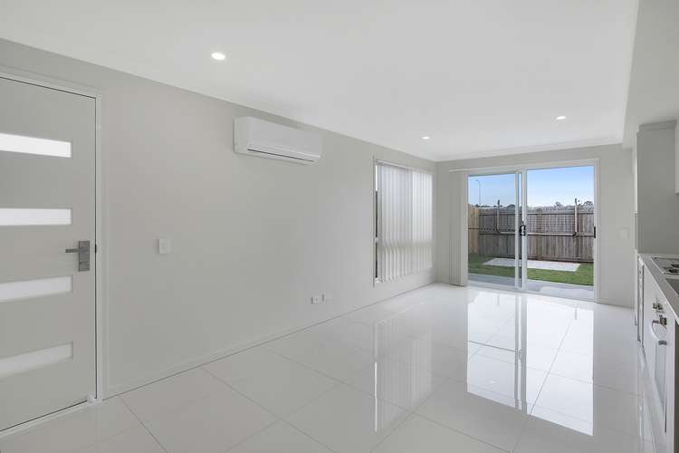 Third view of Homely semiDetached listing, 2/5 Mount Crosby Street, Park Ridge QLD 4125