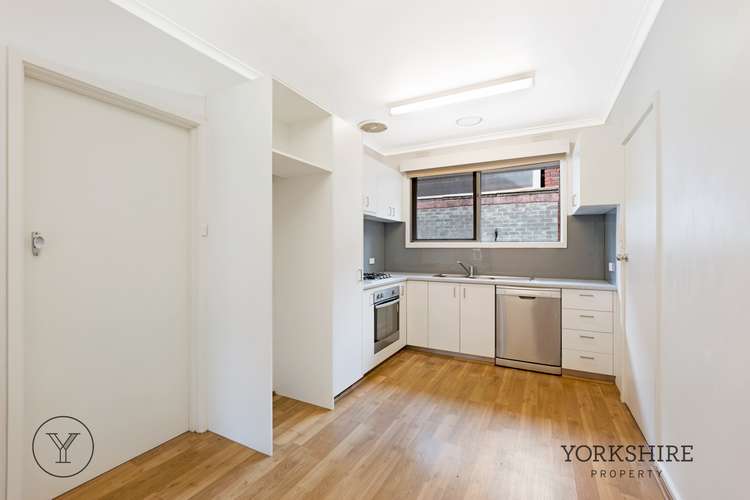 Fifth view of Homely unit listing, 2/177 Brougham Street, Kew VIC 3101