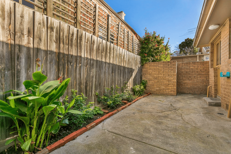 Fifth view of Homely unit listing, 2/120 Rochester Road, Balwyn VIC 3103