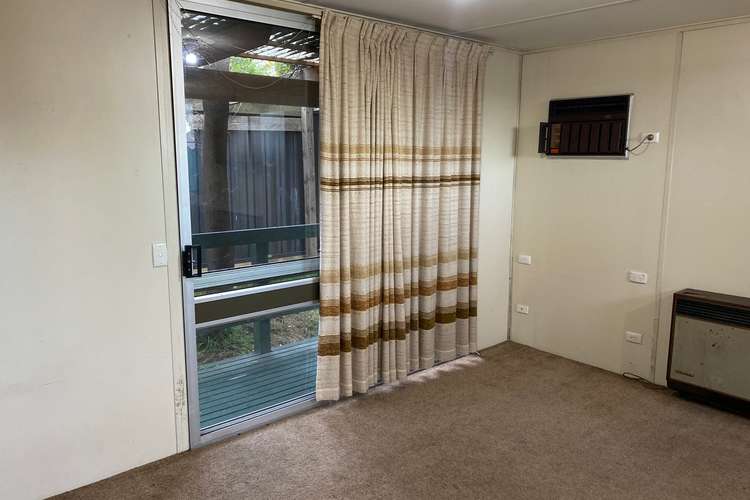 Second view of Homely unit listing, 2/32 Winifred St, Oak Park VIC 3046
