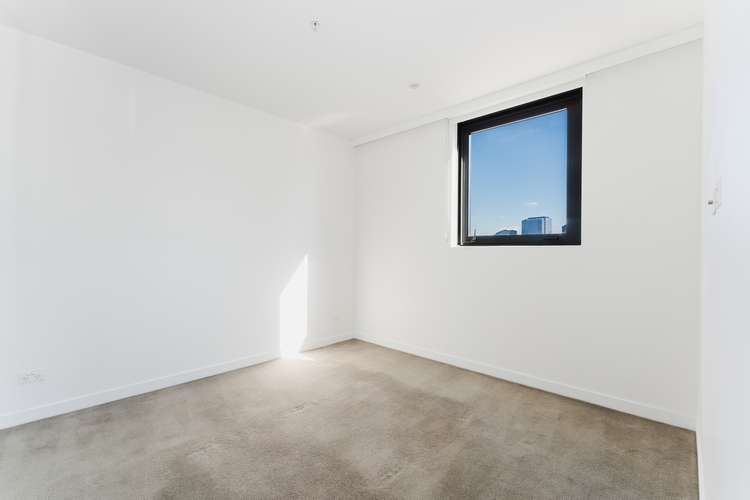 Fifth view of Homely apartment listing, 1701/250 City Road, Southbank VIC 3006