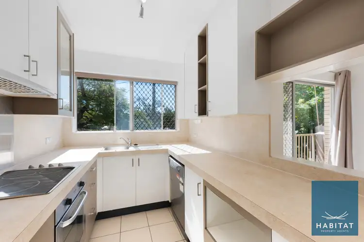 1/15 Winifred Street
