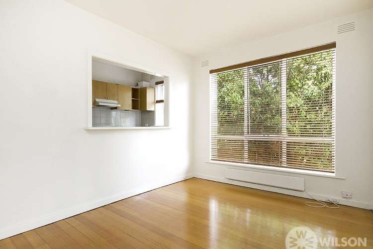 Third view of Homely apartment listing, 5/8 St Leonards Avenue, St Kilda VIC 3182