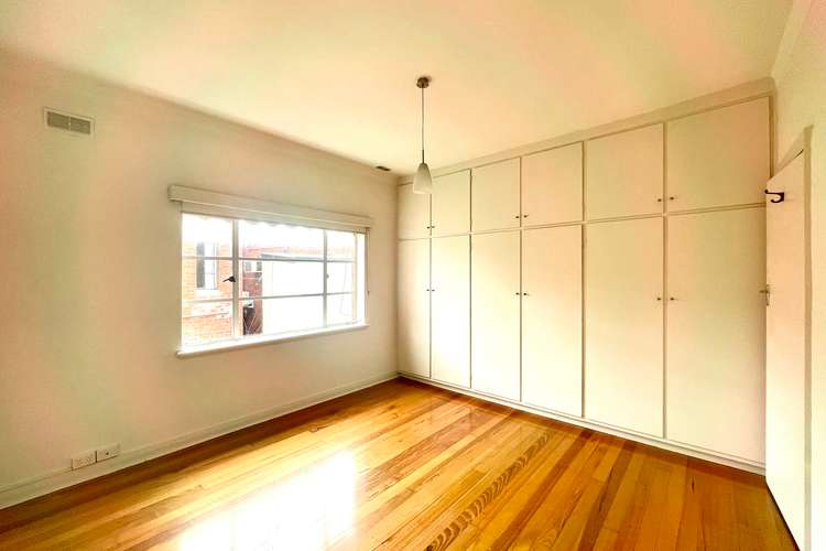 Fourth view of Homely apartment listing, 2/66 Riddell Parade, Elsternwick VIC 3185
