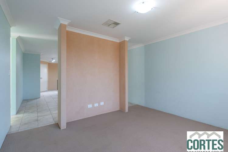 Fifth view of Homely house listing, 10 Torino Crescent, Piara Waters WA 6112