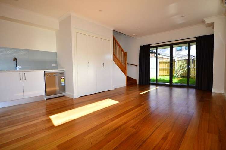 Main view of Homely townhouse listing, 2/5 Keogh Street, Burwood VIC 3125