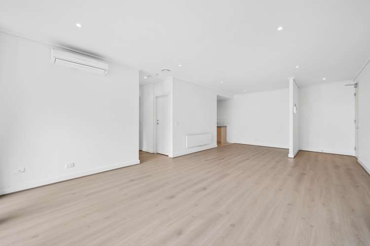 Third view of Homely apartment listing, 6/200 Bay Street, Port Melbourne VIC 3207